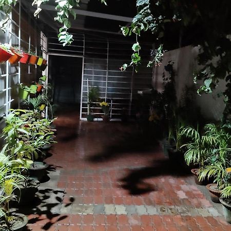 Luxury Homestay Allāhābād Junction Eksteriør billede